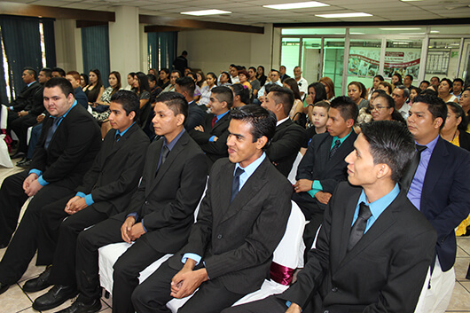 GRADUACIÓN DEL 2do. PROGRAMA DE MECÁNICA AUTOMOTRIZ CON EL APOYO DE INSAFORP