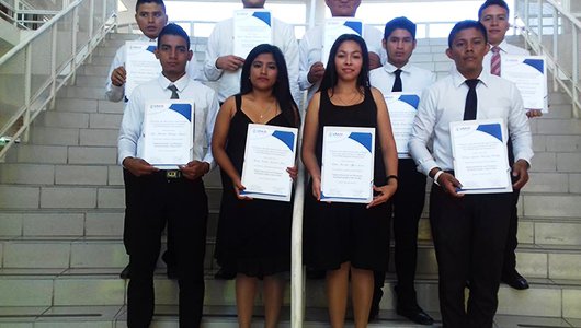 2da CLAUSURA LA ESPECIALIZACION EN PROCESOS AUTOMATIZADOS INDUSTRIALES en zacatecoluca