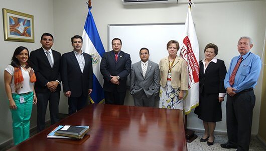 VISITA DE REPRESENTANTES DE LA UNIVERSIDAD TECNOLOGICA DE HONDURAS (3)