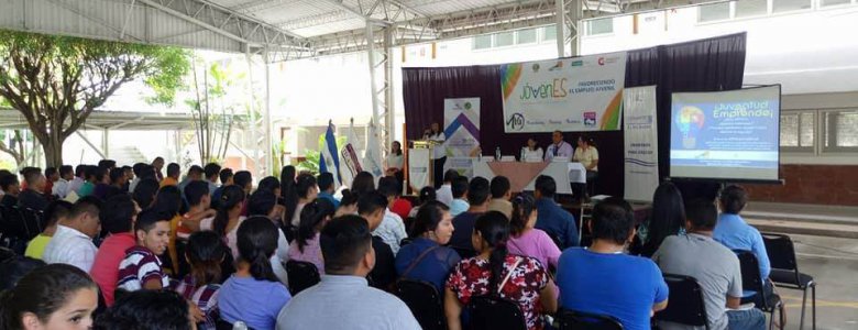 LANZAMIENTO DEL PROGRAMA JUVENTUD EMPRENDE 2017 PARA LA REGIÓN DE LOS NONUALCOS EN REGIONAL ZACATECOLUCA (3)