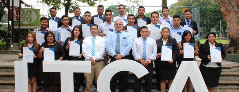 CLAUSURA DEL CURSO ELECTRICISTA INDUSTRIAL DEL PROGRAMA PUENTES PARA EL EMPLEO DE USAID (7)