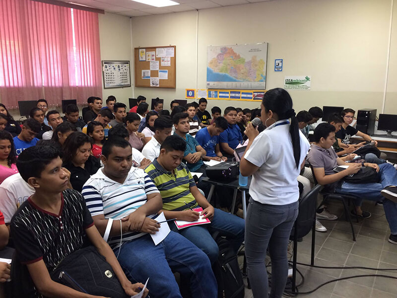 “FINANCIAMIENTO PARA EMPRENDEDORES” EN REGIONAL SAN MIGUEL