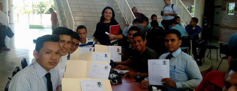 TALLERES DE ORIENTACION LABORAL Zacatecoluca (3)