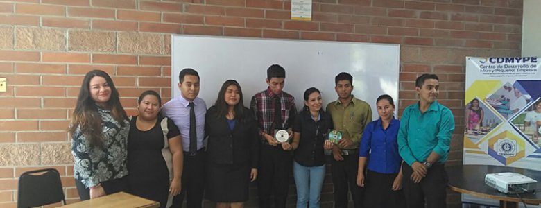 ENTREGA DE SISTEMAS Y SITIOS WEB A EMPRESAS DEL DEPARTAMENTO DE LA PAZ en zacatecoluca (3)