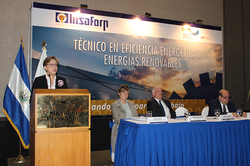 INSAFORP LANZÓ OFICIALMENTE LA NUEVA CARRERA “TÉCNICO EN EFICIENCIA ENERGÉTICA Y ENERGÍAS RENOVABLES QUE SE IMPARTE EN ITCA