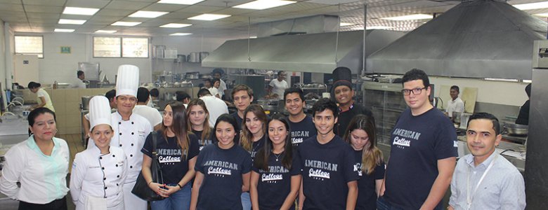 VISITA DE DELEGACIoN DE AMERICAN COLLEGE (3)