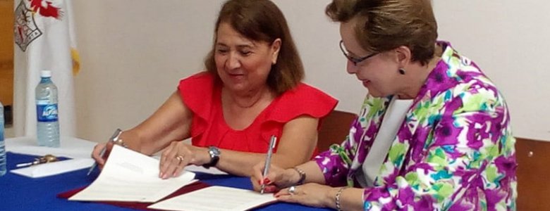 FIRMA DE CONVENIO ENTRE ITCA Y UNIVERSIDAD MODULAR ABIERTA (2)