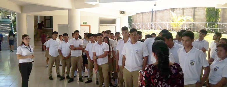 VISITA EL INSTITUTO NACIONAL JOSe INGENIEROS DE SANTIAGO NONUALCO -ZACATECOLUCA (4)