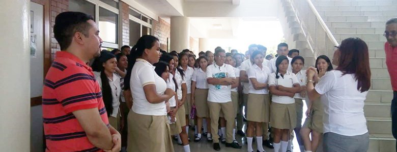 VISITA DE COMPLEJO EDUCATIVO CARLOS LOBATO - zacatecoluca (1)