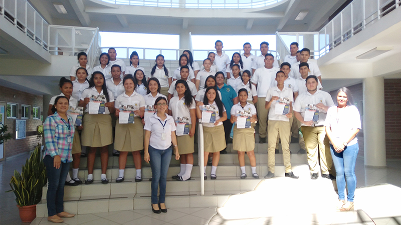 NOS VISITARON ESTUDIANTES DEL COMPLEJO EDUCATIVO CARLOS LOBATO