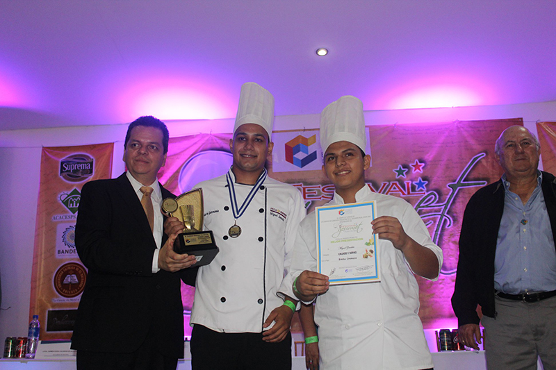 GANAMOS 6 PREMIOS EN EL IX FESTIVAL GOURMET DENOMINADO “OCCIDENTE SABE MEJOR”.