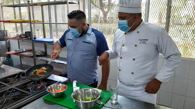 DELEGACIÓN DEL COMPLEJO EDUCATIVO CASERÍO LA ESTUFA,  VISITÓ REGIONAL LA UNIÓN