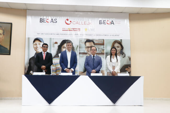 FUNDACIÓN CALLEJA ENTREGO BECAS DE ESTUDIO