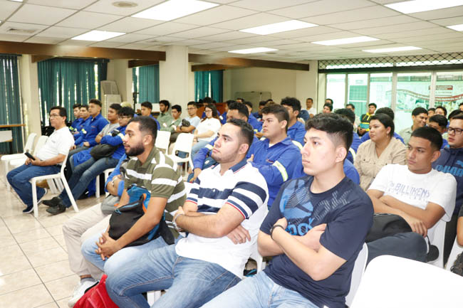 CHARLA TÉCNICA “CONSIDERACIONES PARA SOLUCIÓN, INSTALACIÓN Y PUESTA EN MARCHA DE UN GENERADOR FV”.