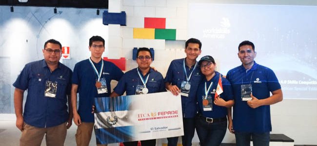 GANAMOS MEDALLA DE PLATA EN WORLDSKILLS AMERICAS 2023 COMPETENCIA EN INDUSTRIA 4 0 SAO PAULO BRASIL (2)