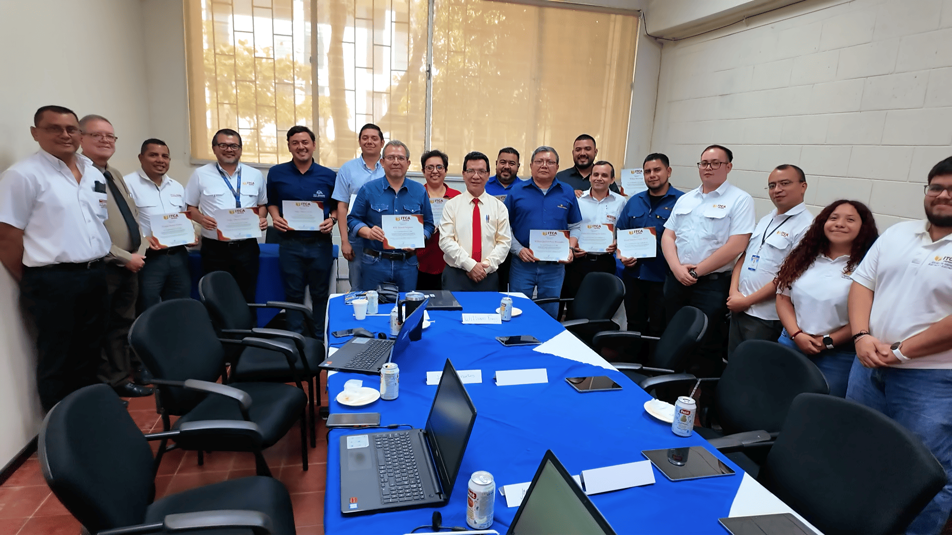 TALLER DE VALIDACIÓN Y DACUM PARA CARRERAS TÉCNICAS EN ITCA-FEPADE