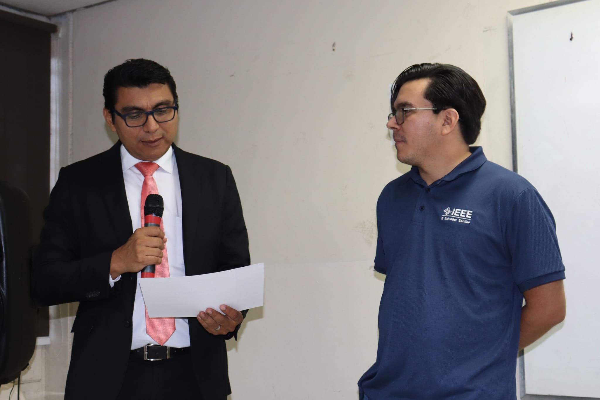 ITCA-FEPADE IMPULSA EL CONOCIMIENTO CON CHARLA TÉCNICA SOBRE INTELIGENCIA ARTIFICIAL EN LA INDUSTRIA