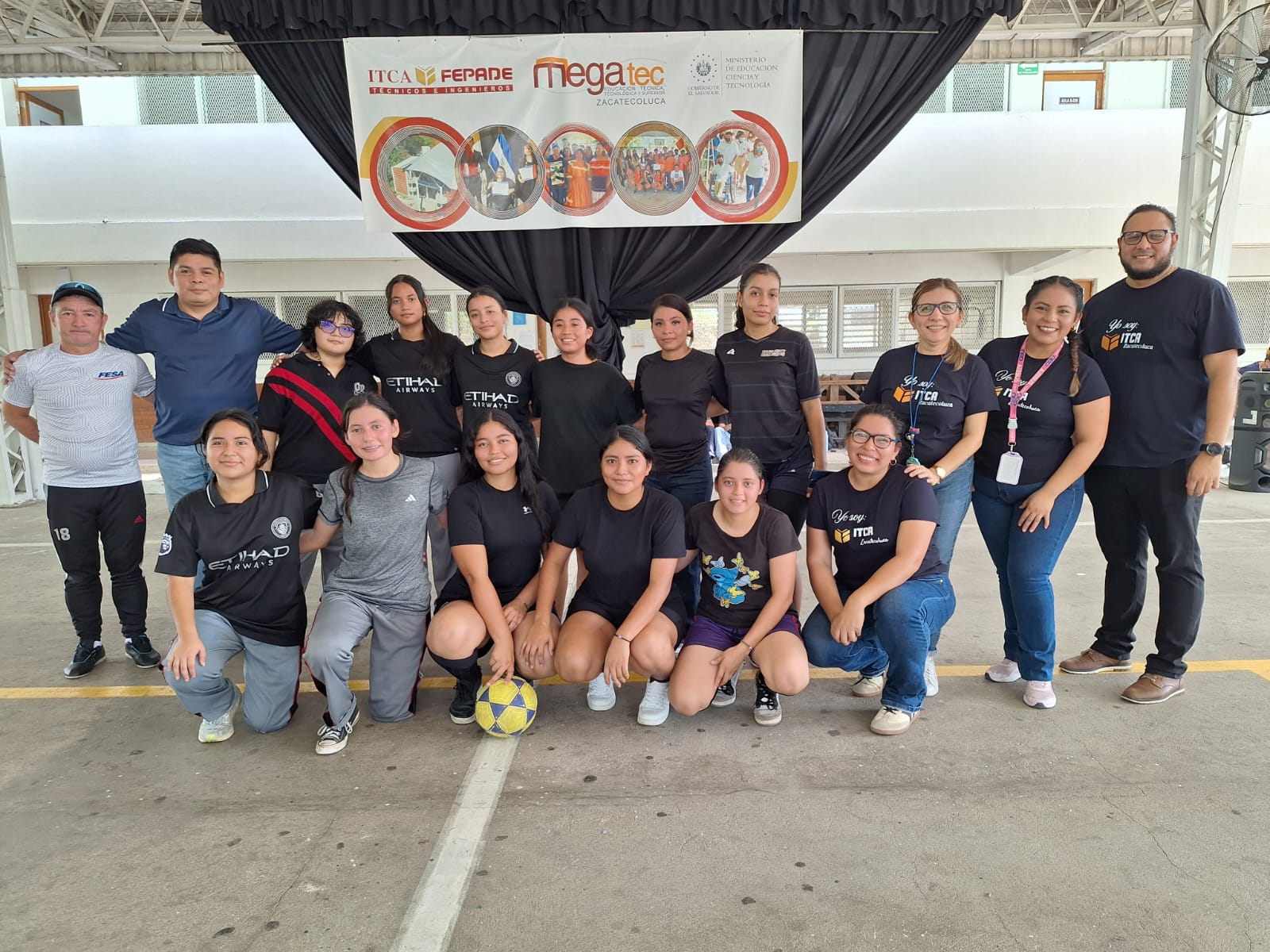 ENCUENTRO DEPORTIVO FORTALECE LA CONVIVENCIA Y PROMUEVE OPORTUNIDADES DE FORMACIÓN TÉCNICA